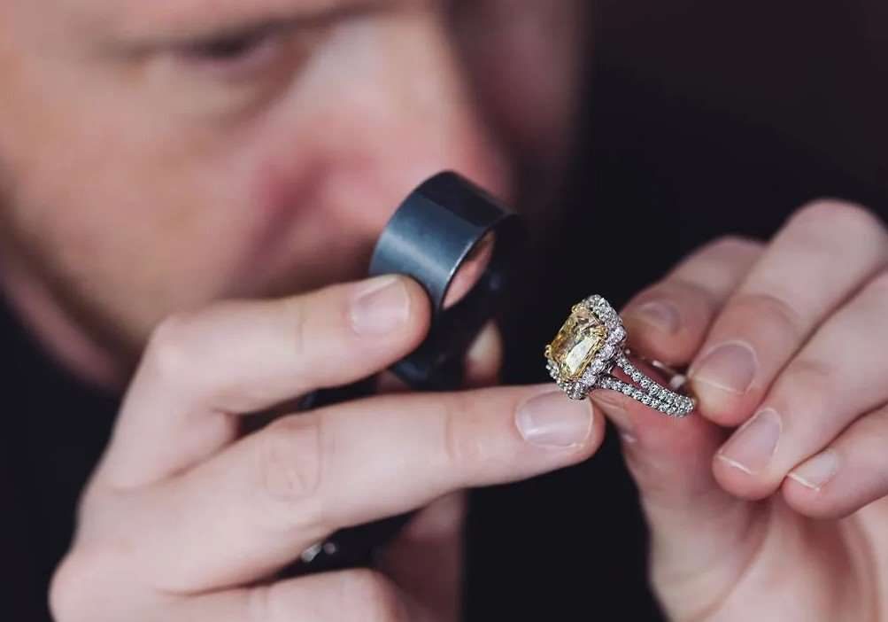 Cashing Diamonds Jewelry Valuation